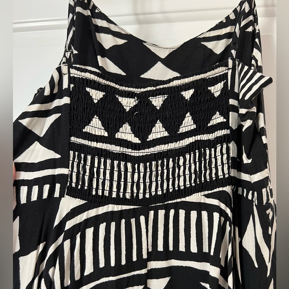 Old Navy The Cami Dress Black Geo Aztec Size Small - Picture 5 of 7